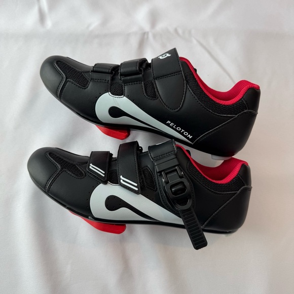 Peloton Black & Red Cycling Shoes with Cleats - Size 39 - Picture 6 of 12